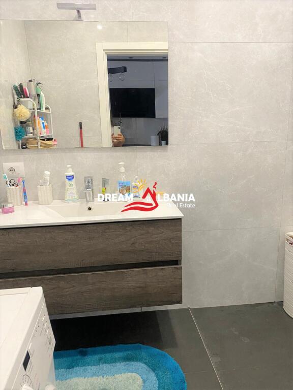 Super Apartament 1+1+2 Ballkone+Depo me Qera tek Stadiumi Dinamo ne Tirane (ID 4211948)
