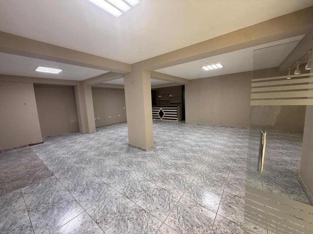 📍 Locale a Niket Dardani  ✨ In Affitto :700 €/mese netto