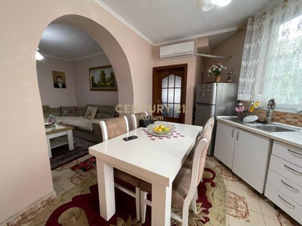 APARTAMENT 3+1+2 PER SHITJE PRANE MATERNITETIT TE RI!
