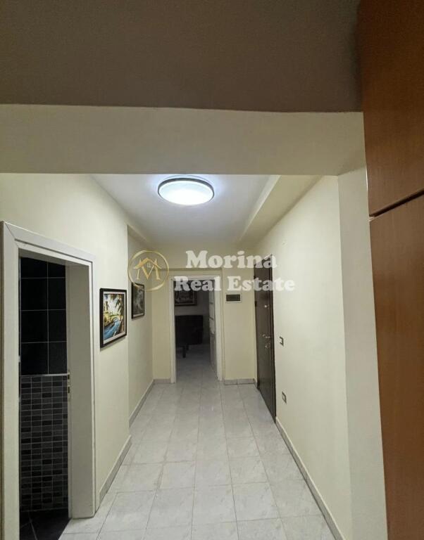 Qera, Apartament, 1+1, Qender , 700 euro/muaj