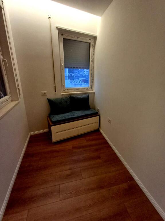 APARTAMENT 2+1+POST PARKMI ME QIRA KAFE FLORA