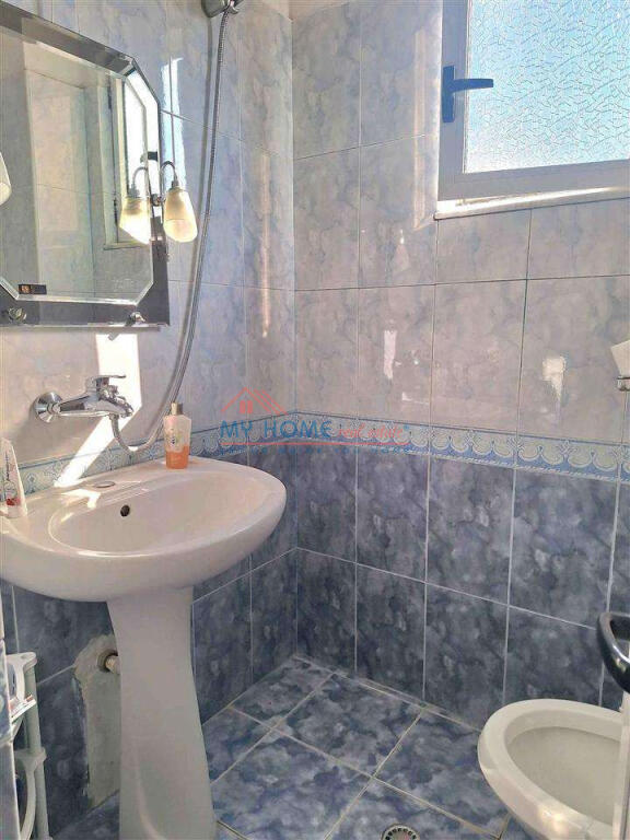 Apartament 3+1 me qera ne rrugen Siri Kodra ne Tirane