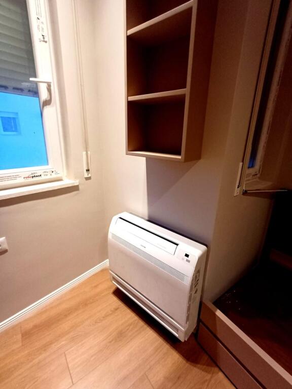 APARTAMENT 2+1+POST PARKMI ME QIRA KAFE FLORA