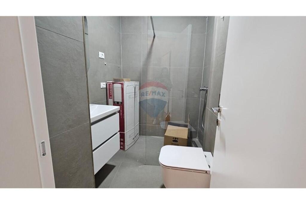 Appartamento 2+1 in affitto a Lake View