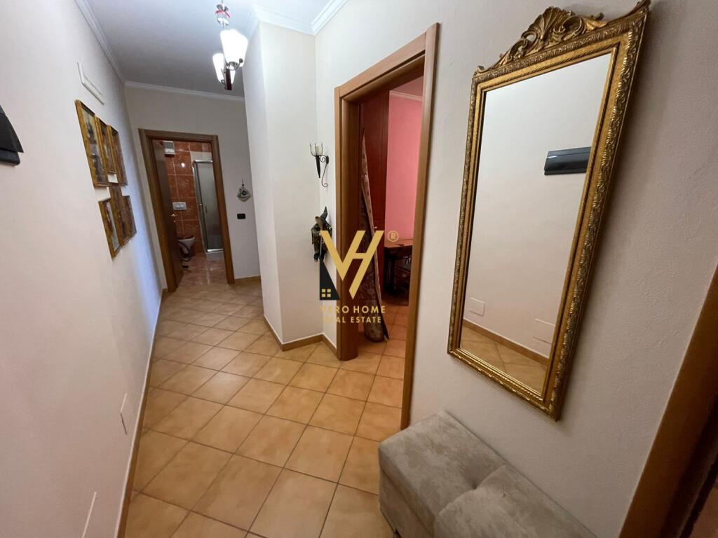 AFFITTASI APPARTAMENTO 2+1+BLK VICINO AIR ALBANIA 1.000 EURO