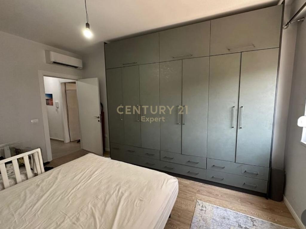 Apartment 1+1 for sale at Komuna e Parisit Kika 3!