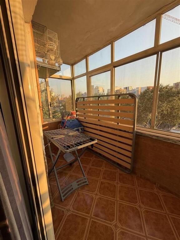 Apartament për qera - rruga Ferit Xhajko