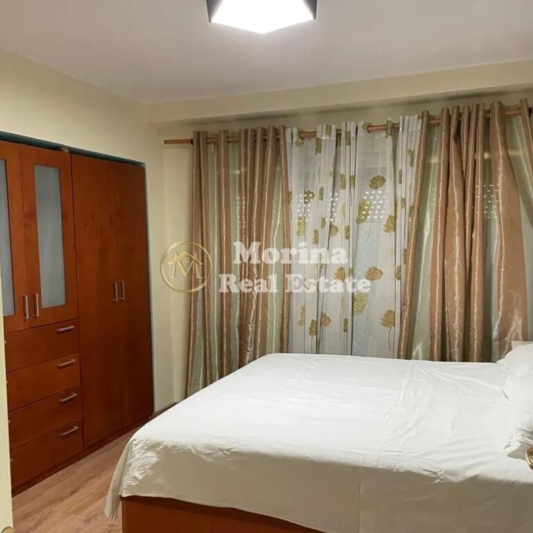 Qera, Apartament, 1+1, Qender , 700 euro/muaj
