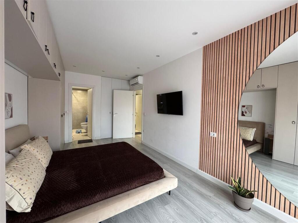 SHITET APARTAMENT 2+1 DON BOSKO 260.000 EURO