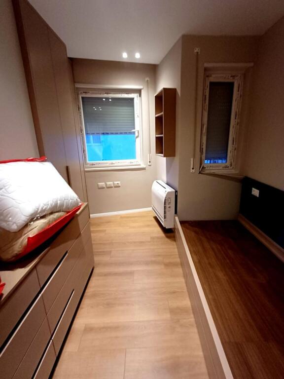 APARTAMENT 2+1+POST PARKMI ME QIRA KAFE FLORA
