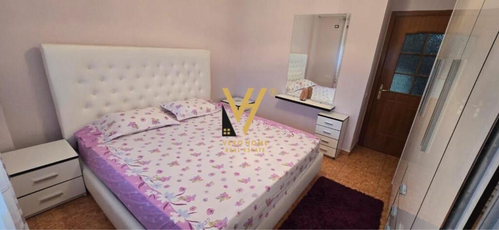 JEPET APARTAMENT 1+1+BLK ME QERA TE ISH PARKU AUTOBUSAVE 500 EURO