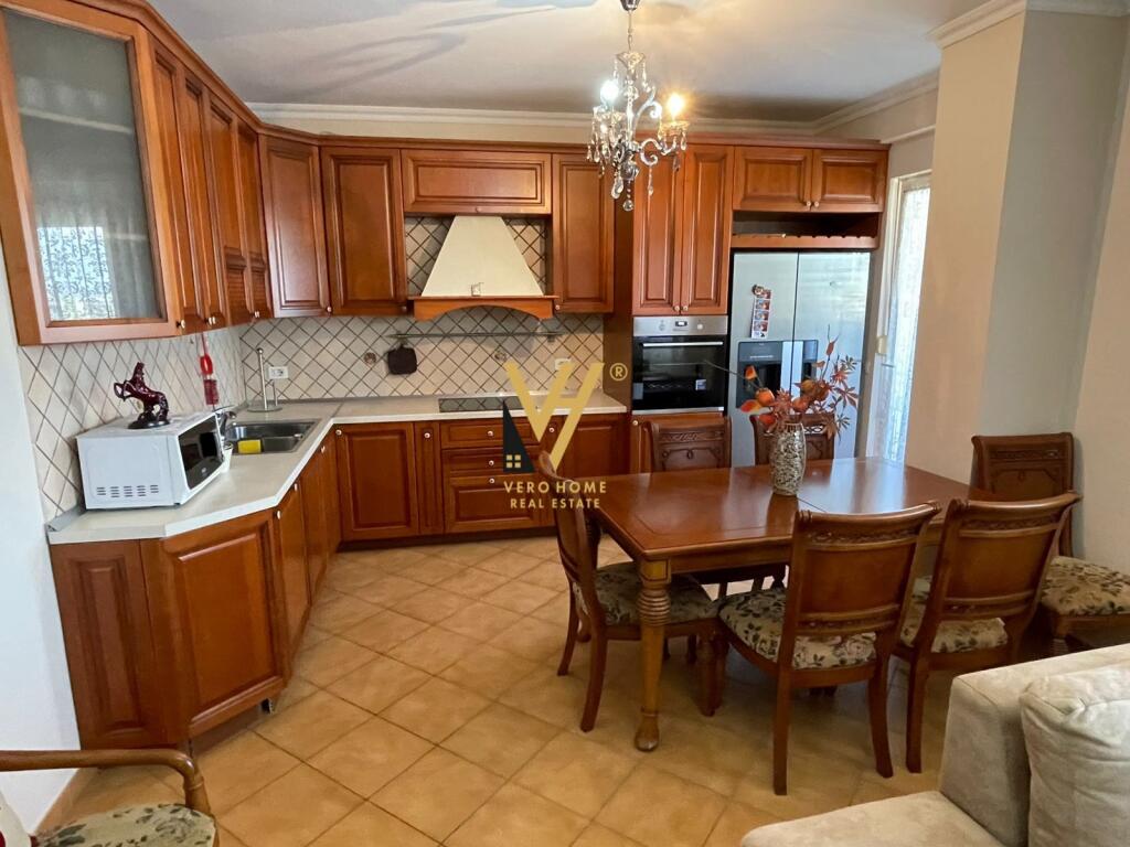 AFFITTASI APPARTAMENTO 2+1+BLK VICINO AIR ALBANIA 1.000 EURO