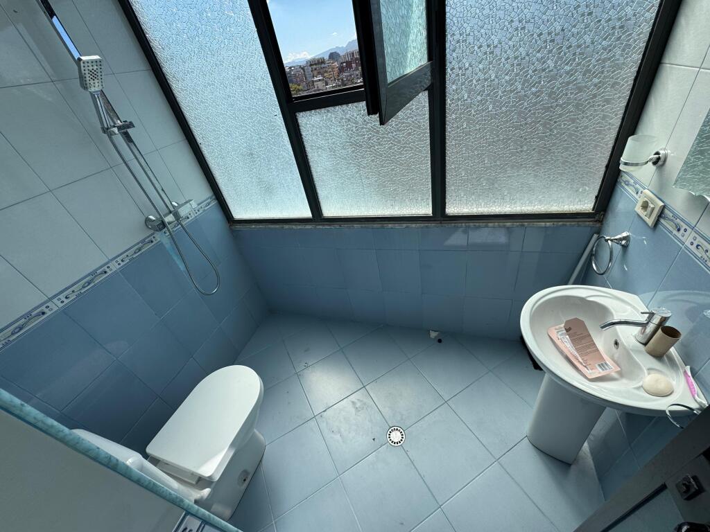 Apartament me qera 2+1+2 Ish Nesheraku