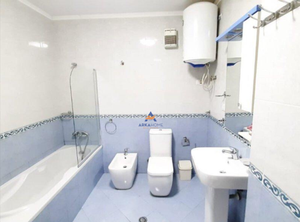 FOR RENT APARTMENT 2+1+2+BALCONY AT "ZOGU I ZI" 700 EURO