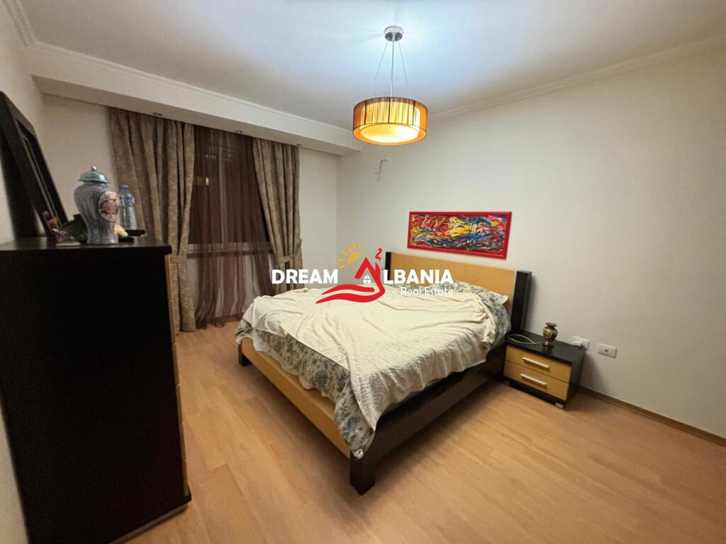Dubleks 2+1 me qera tek Kodra e Diellit 1 prane Globit ne Tirane (ID 42215030)
