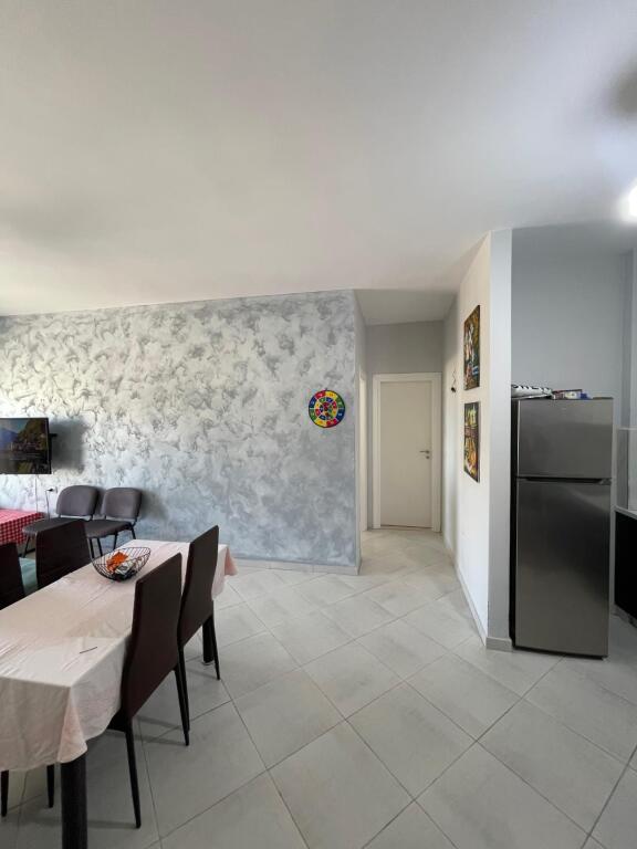 Apartment for sale in the center of Orikum