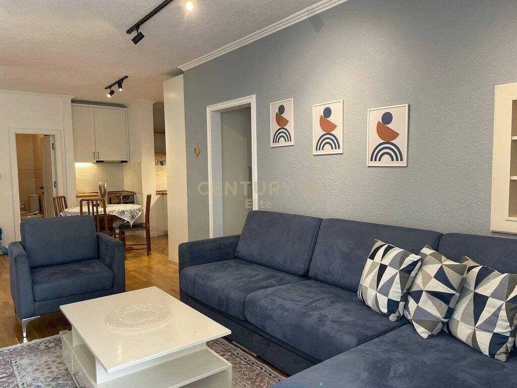 📍 Qira, Apartament 2+1 – Rruga e Kosovareve