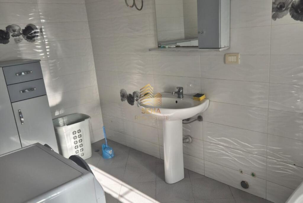 Affitto, Appartamento 1+1+blk, 5 Maji, 450 Euro/mese