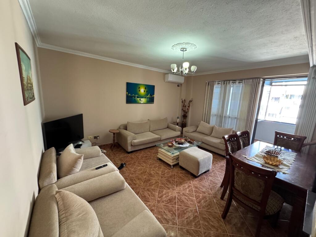 Apartament me qera 2+1+2 Ish Nesheraku