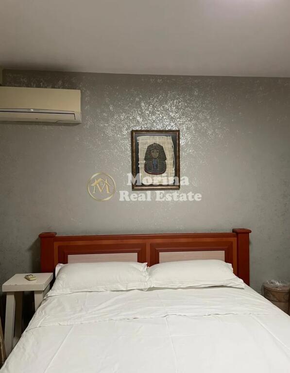Qera, Apartament, 1+1, Qender , 700 euro/muaj