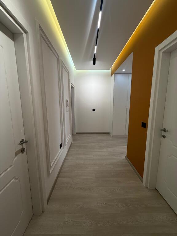 ✨ Apartament modern me QIRA te Urban Gate – Astir ✨