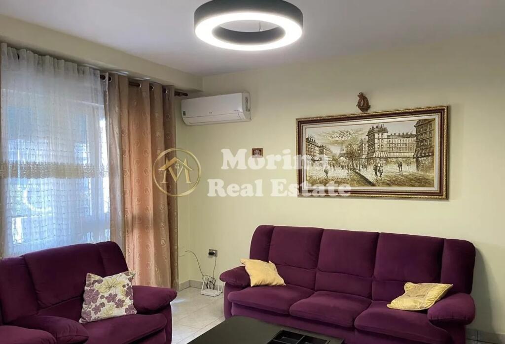 Qera, Apartament, 1+1, Qender , 700 euro/muaj