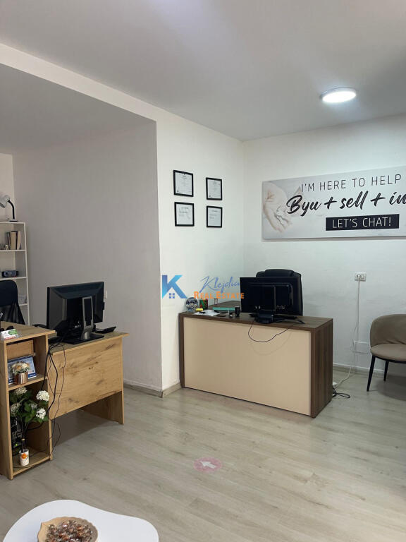 Shop for rent in Myslym Shyr