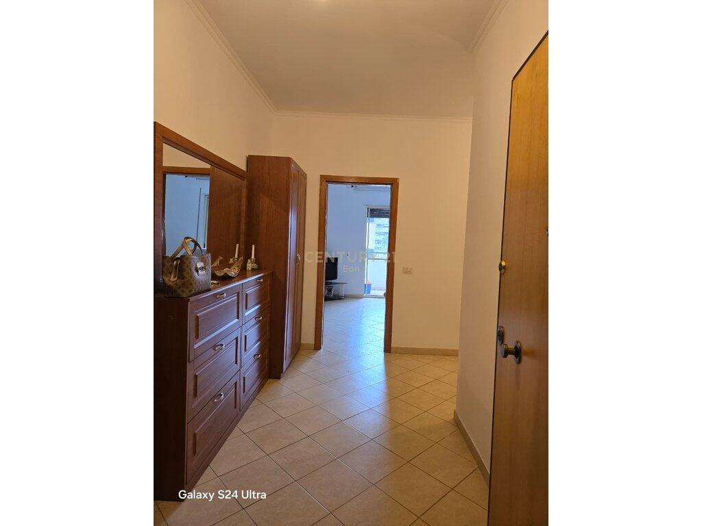 2+1 Apartment with Garage for Rent in the Center !