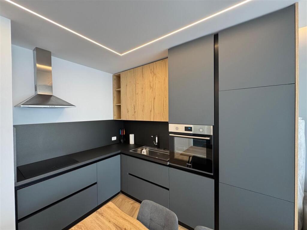 SHITET APARTAMENT 2+1 DON BOSKO 175.000 EURO