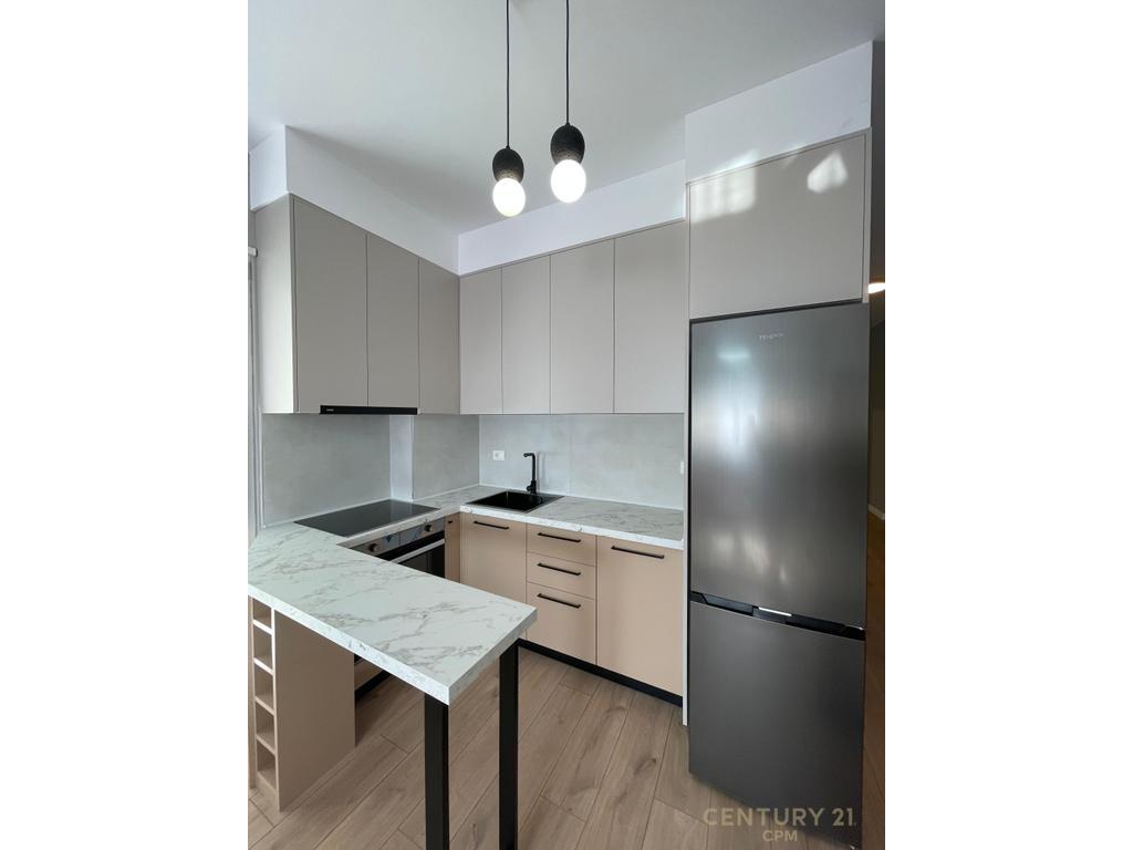 APARTAMENT 1+1 ME POST PARKIMI PER QIRA TEK PAZARI I RI