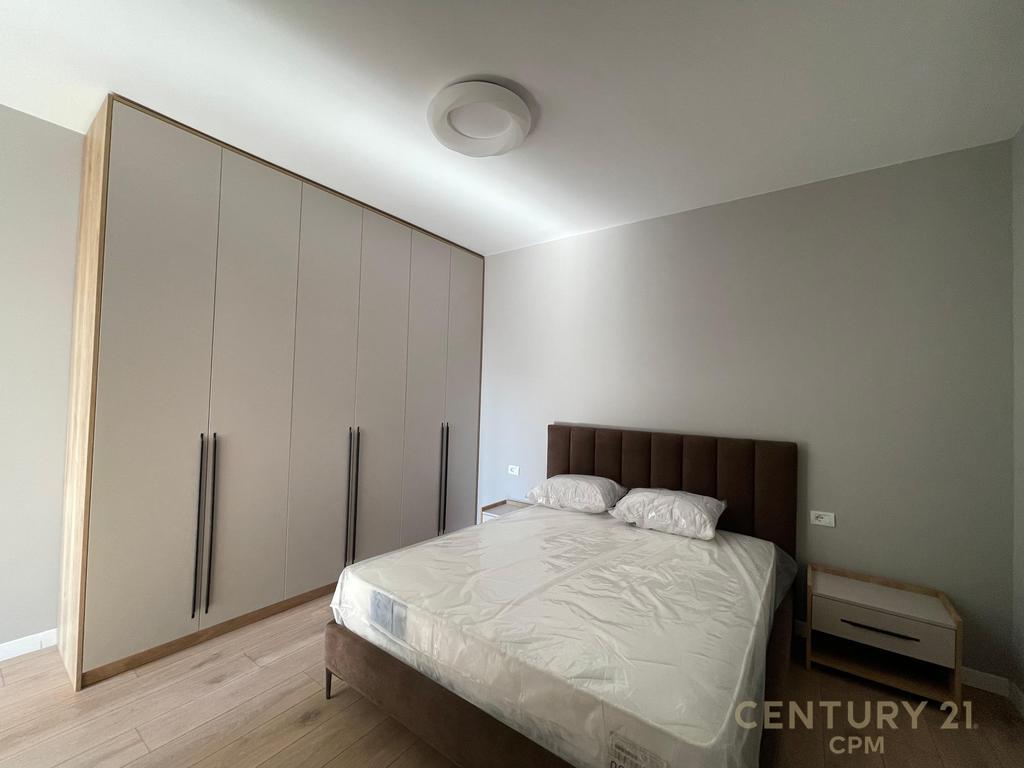APARTAMENT 1+1 ME POST PARKIMI PER QIRA TEK PAZARI I RI