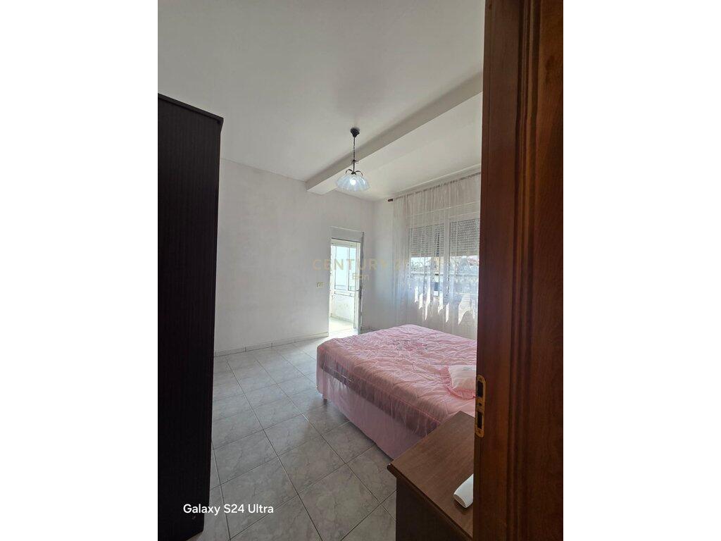 Apartment 3+1+2 with Garage for Rent in Durres !