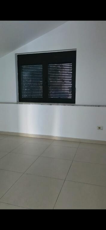 SUPER DUPLEX FOR RENT ADJACENT TO THE IRANIAN IN BRRYL