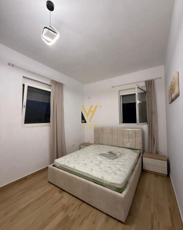 FOR RENT ENTRANCE 1+1 IN YZBERISHT 40,000 LEKE