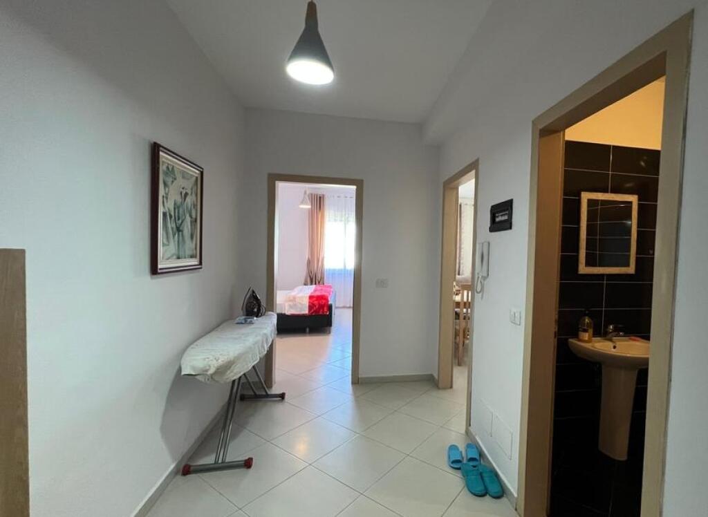 Appartamento 1+1 in affitto al Bulevardi Migjeni, Astir
