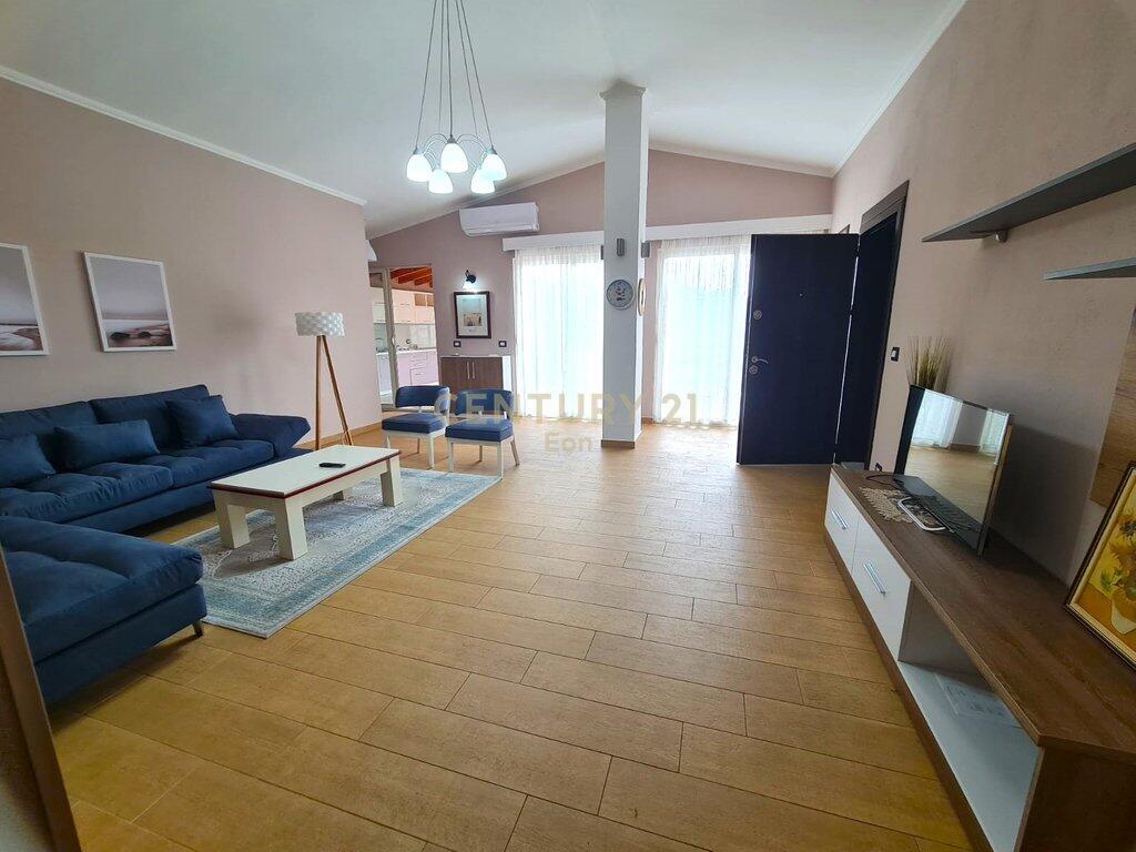 JEPET ME QIRA APARTAMENT 3+1+2+VERANDE NE QENDER DURRES !
