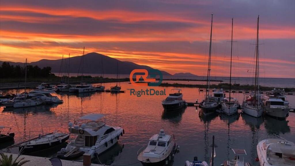 Occasione, Vicino al Marina di Orikum, Monolocale Arredato in Vendita, Prima Linea sul Mare !