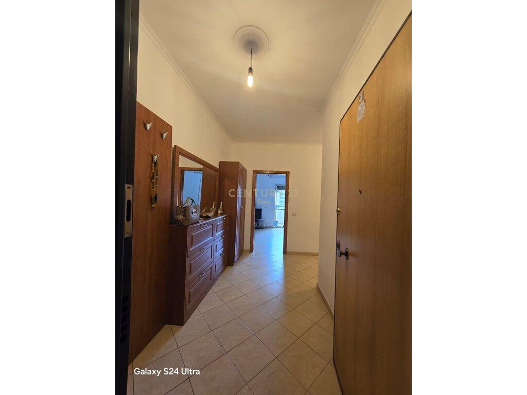 2+1 Apartment with Garage for Rent in the Center !