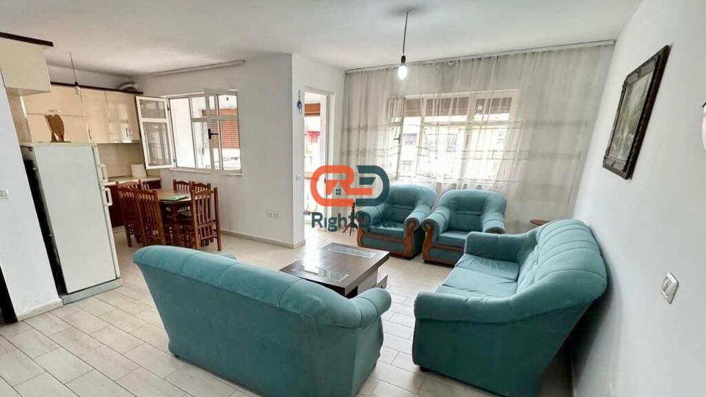 Tek Kompleksi Malajzian, Jepet Me Qira Apartament 2+1, I Mobiluar Me Planimetri Te Rregullt!!