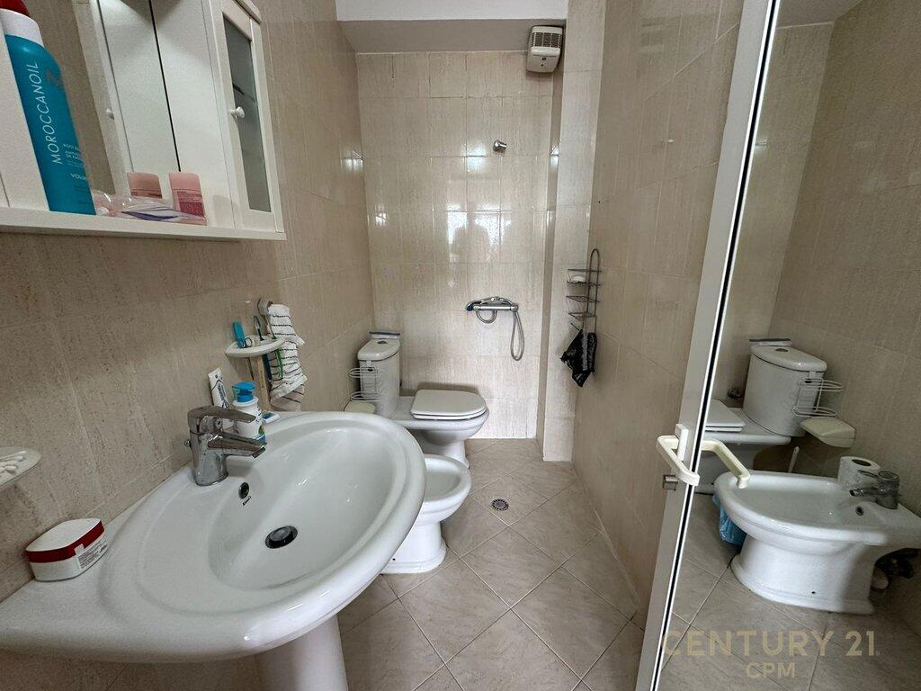 ✨ Me qira apartament 2+1+2 – Liqeni i Tiranës
