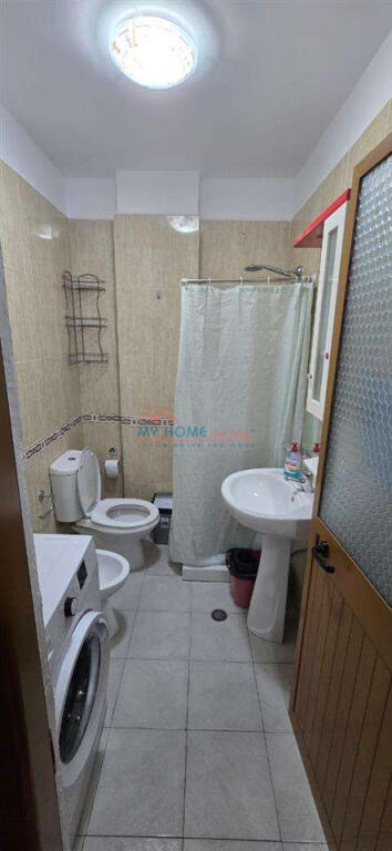 Apartament 1+1 me Qira ish parku autobusave ne Tirane