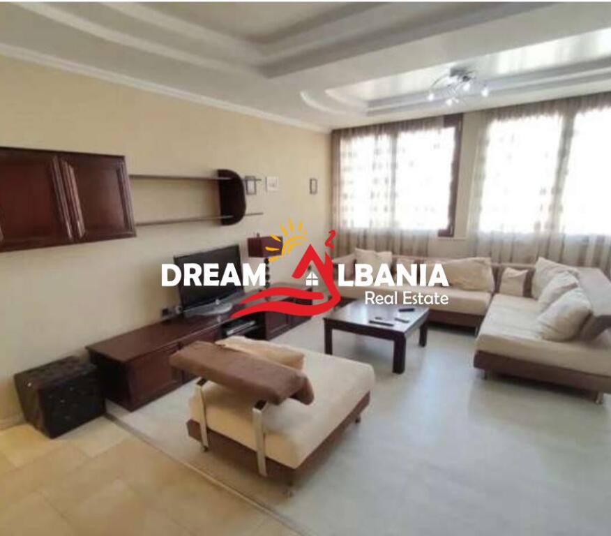 3+1 apartment for rent in the Blloku area near the Faculty of Law in Tirana (ID 4231317)