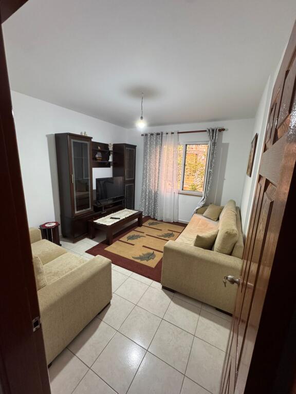 house for rent - Laprak, Blloku Gintash