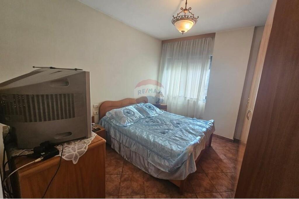 Apartment 2+1+2 for rent in Allias