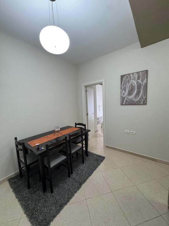 For rent 1+1 FRESKU 42,000 lek