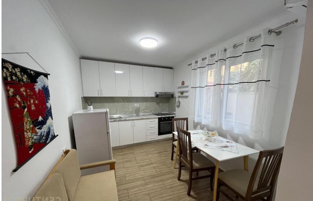 Apartament 1+1 me qira – Mbrapa Gjimnazit “Sami Frashëri”