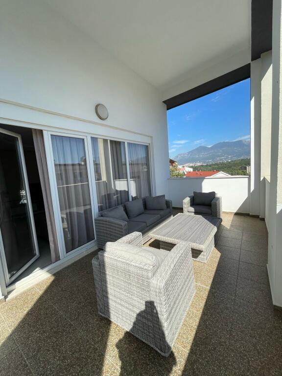 For rent apartment 3+1+2 balconies + veranda at the Dry Lake
