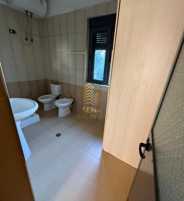 Qira, Apartament 2+1+Blk, Astir, 450 Euro/muaj