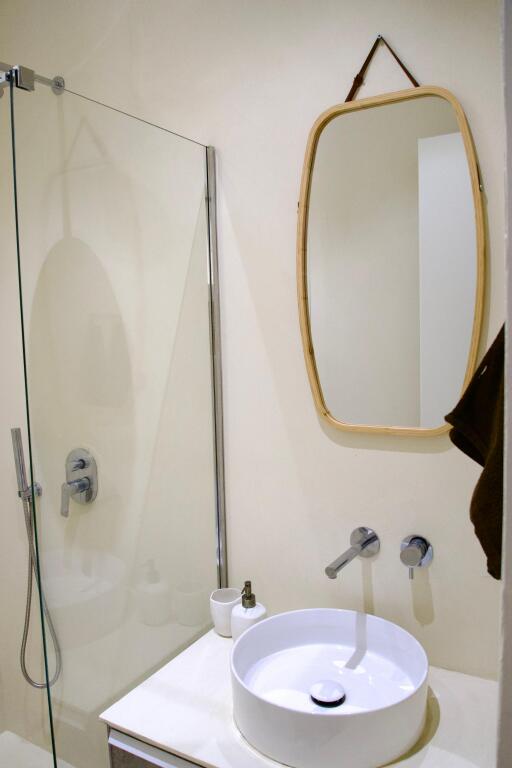 SHITET APARTAMENT 2+1+2 DRIMADHES 450.000 EURO
