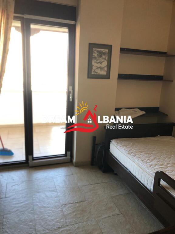 3+1 apartment for rent in the Blloku area near the Faculty of Law in Tirana (ID 4231317)